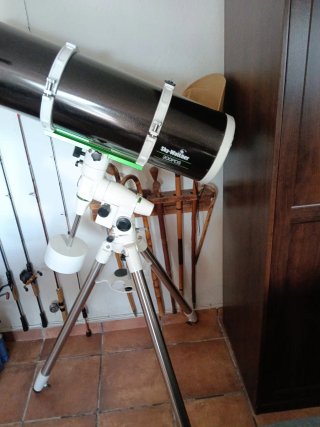 Telescopio astronomico Sky-Watcher 200PDS