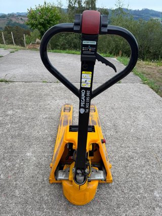 Transpaleta eléctrica MB