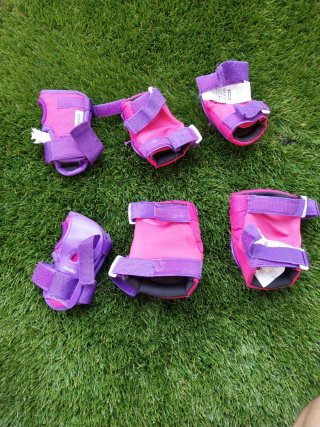 Patines en línea + protectores + funda