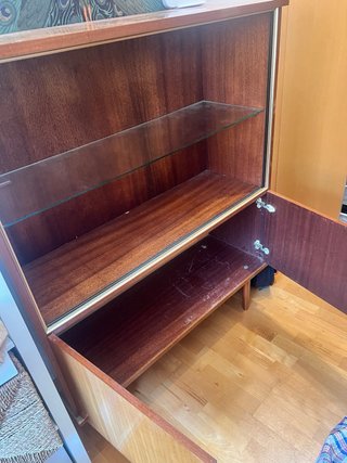 Mueble Mid Century Madera y Cristal