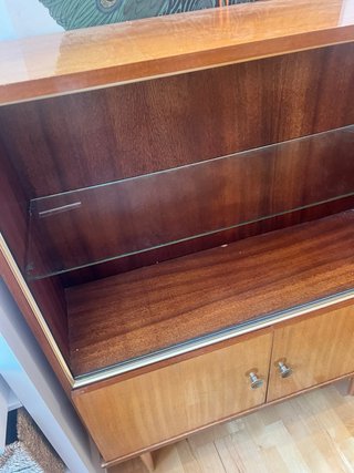 Mueble Mid Century Madera y Cristal