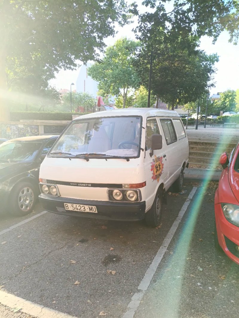 Nissan Vanette 1992 - foto 1