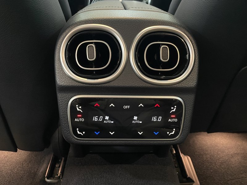 Mercedes-Benz Clase C 2022, foto 38