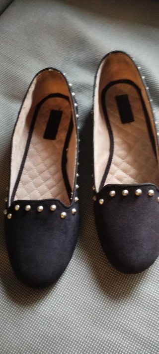 Zapatos mocasines Zara girl negros tachuelas 37