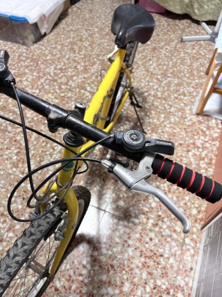 Bicicleta Top Trotter Roja y Amarilla