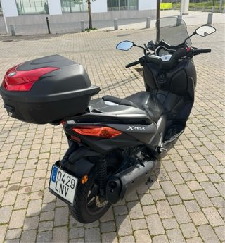 Yamaha Xmax 300 Negra/grafito