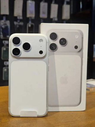 IPHONE 17 PRO MAX 256GB PLATA 100% BAT - 201 CICLO