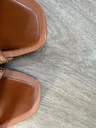 Sandalias Corina Marrón y Dorado