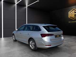 Octavia Combi 2.0 TDI 110kW(150CV) DSG Ambition fa