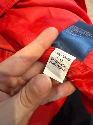 Abrigo Tommy Jeans Puffer Rojo Capucha Pelo