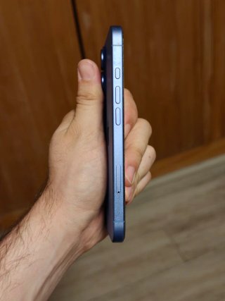 iPhone 16 128GB Azul
