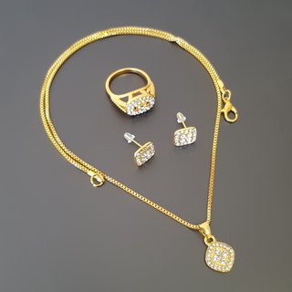 Conjunto Collar Anillo y Pendientes Dorados (170)