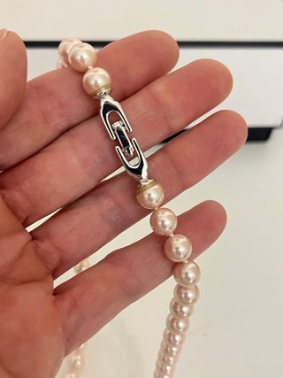 Collana di perle rosa