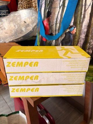 Luz de emergencia LED Zemper