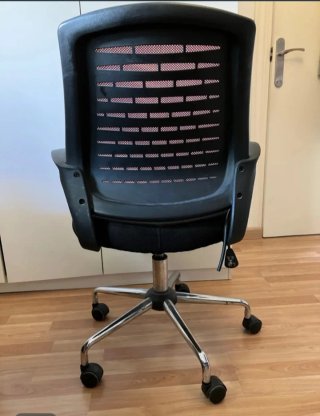 Silla de oficina ergonómica cómoda