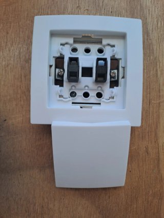 Interruptores de luz con caja