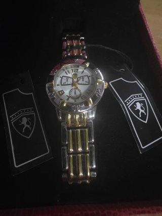 Imitación de la marca Ferrari Pack 2 Relojes Oro y