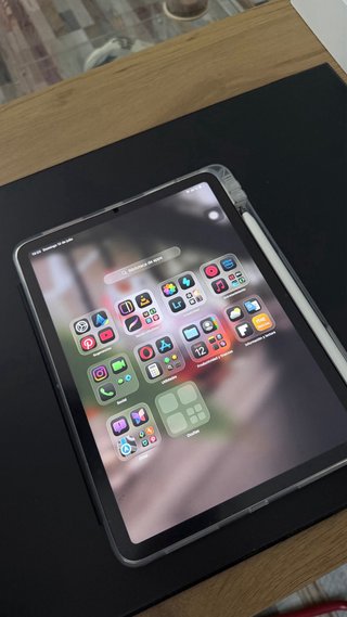 iPad Air 64GB + Apple Pencil