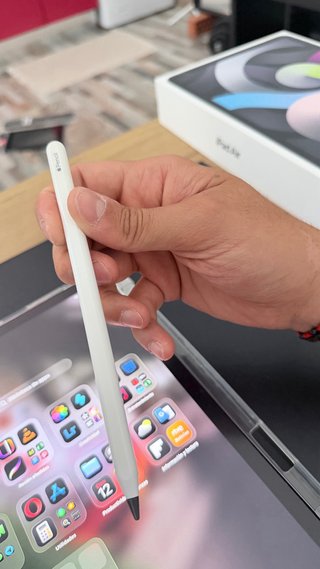 iPad Air 64GB + Apple Pencil