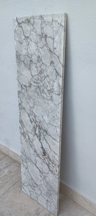 Tapa de mármol veteado