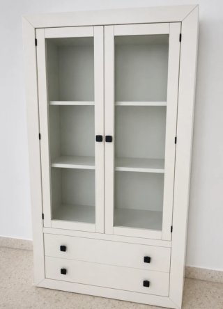 Muebles de salón blancos