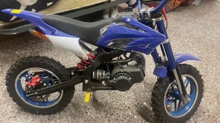 Mini moto cross azul y blanca