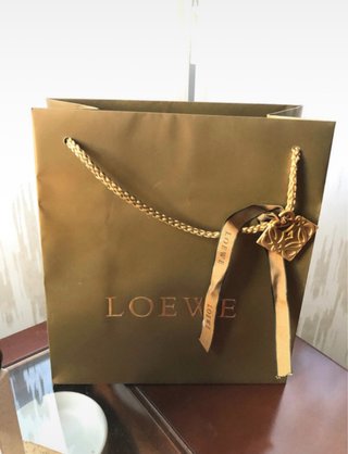 Bolsa Loewe Verde y Dorada