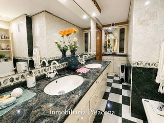 Piso en venta en La Malva-rosa en Valencia