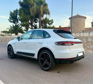 Porsche Macan 2022