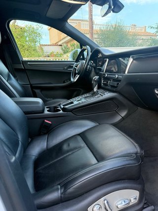Porsche Macan 2022