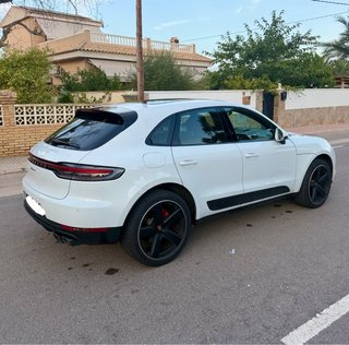 Porsche Macan 2022