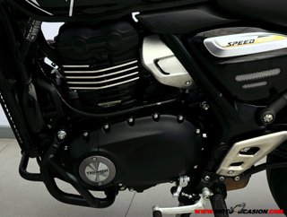 TRIUMPH SPEED 400 -APTA A2- GARANTÍA OFICIAL
