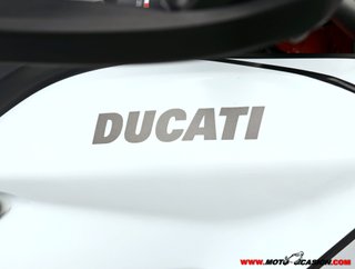 DUCATI HYPERMOTARD 939
