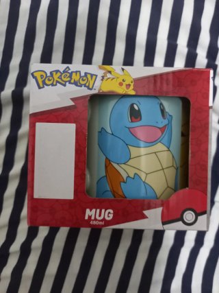 Taza Pokémon en su caja 480ml