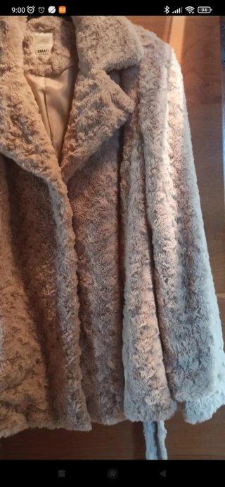 Chaquetón de pelo EMAF beige