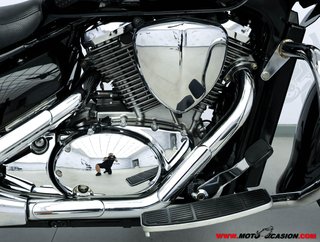SUZUKI INTRUDER C 800 -A2-