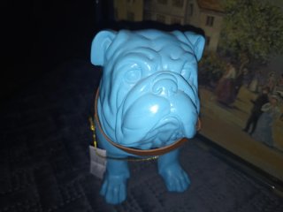 Perro Bulldog Azul Decorativo