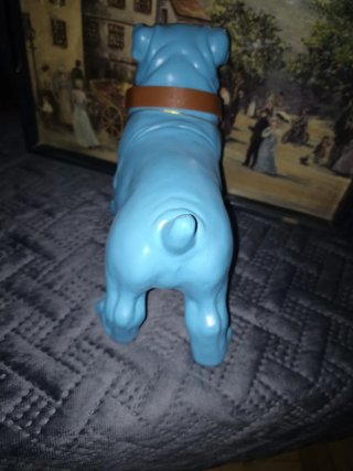 Perro Bulldog Azul Decorativo