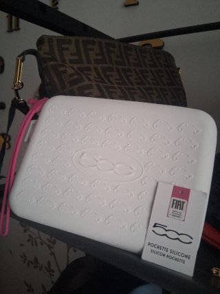 Pochette Silicone FIAT 500 Rosa