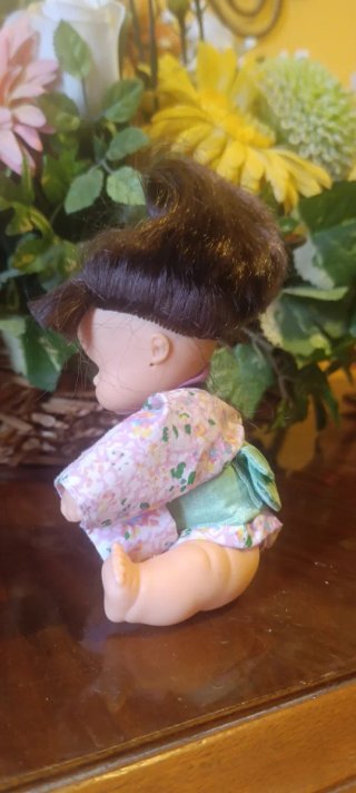 Barriguitas del Mundo Muñeca Japonesa