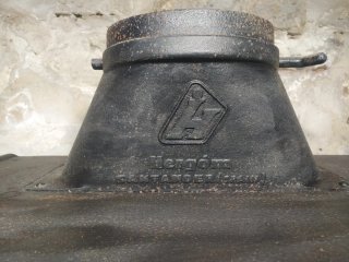 Estufa de leña chimenea Hergón Negra