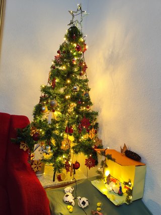 Árbol Navidad 150cm + Set Decoración 51 Piezas