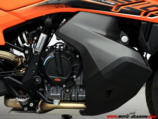 KTM 890 ADVENTURE