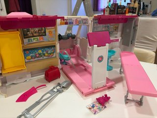 Ambulancia Barbie Juguete