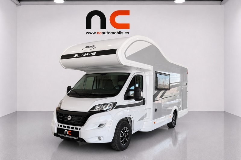 AUTOCARAVANA MCLOUIS GLAMYS 320