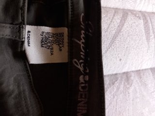 Pantalón vaquero gris