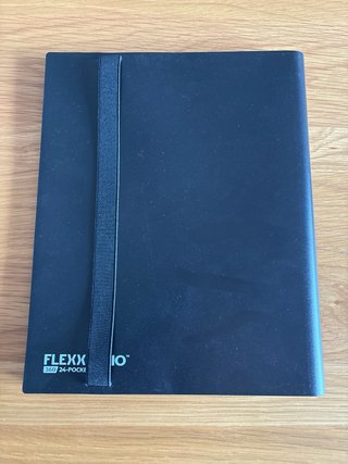 Álbum TCG Ultimate Guard 360 cartas