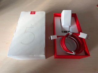 OnePlus 5T en estado excepcional.