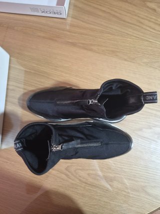Botas XTi Talla 40 Negras con Cremallera