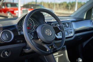 Volkswagen up! 2013